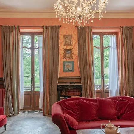 Holiday home Stunning Castle South Francep *