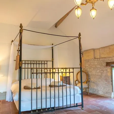 Stunning Castle South Francep Holiday home Montjoi