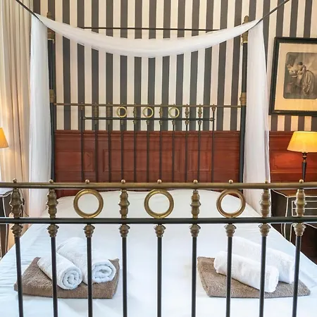 Stunning Castle South Francep Holiday home *