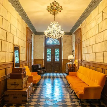 Holiday home Stunning Castle South Francep